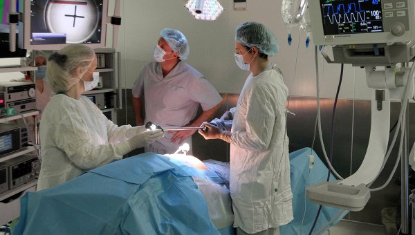 Югорские хирурги впервые провели в регионе операции по пересадке почки